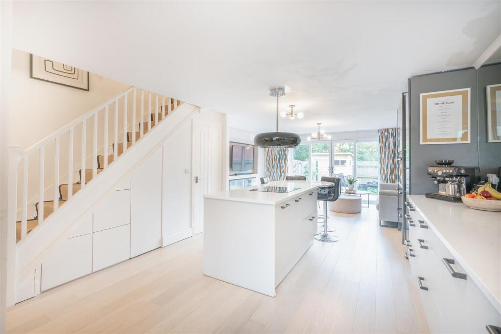 30 Firecrest Way-2.jpg