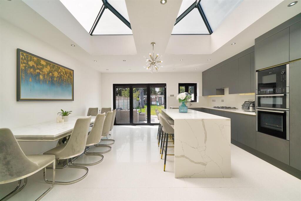 188 Windermere Avenue - SfIMli9x5j6jt5NncNdZ.jpg