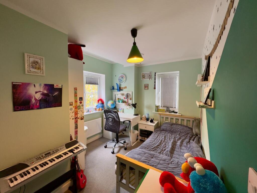 Bedroom Image, Four Bedroom Property For Sale Burn