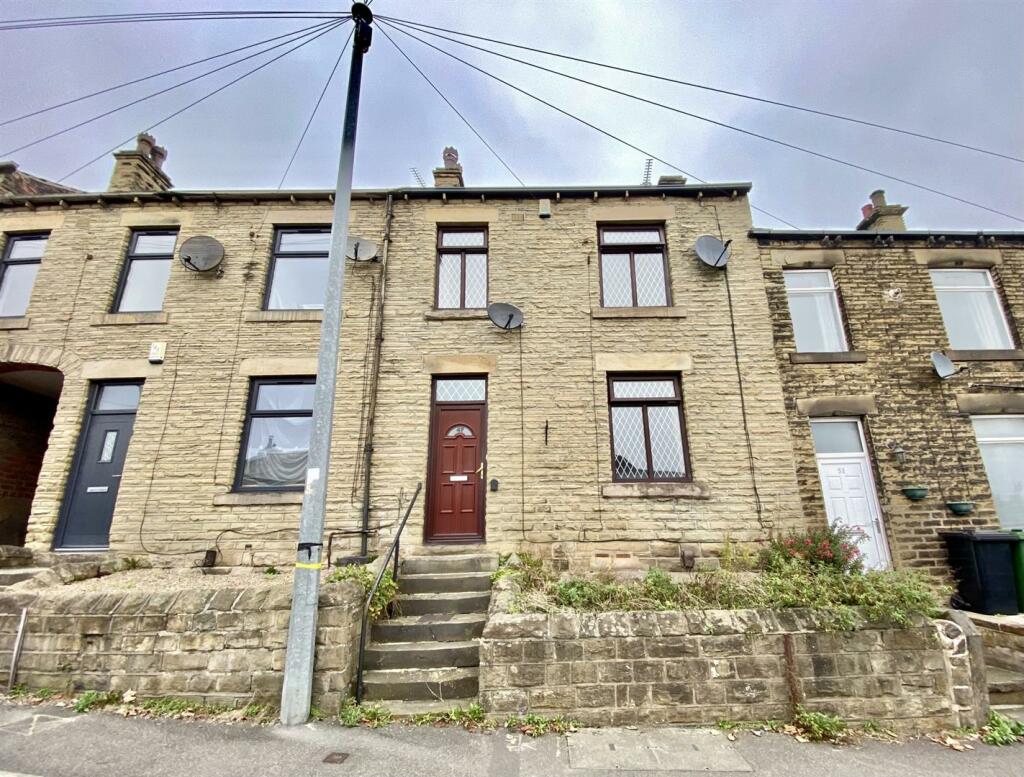 Bramleys Estate Agents - Shillbank - Mirfield (17)