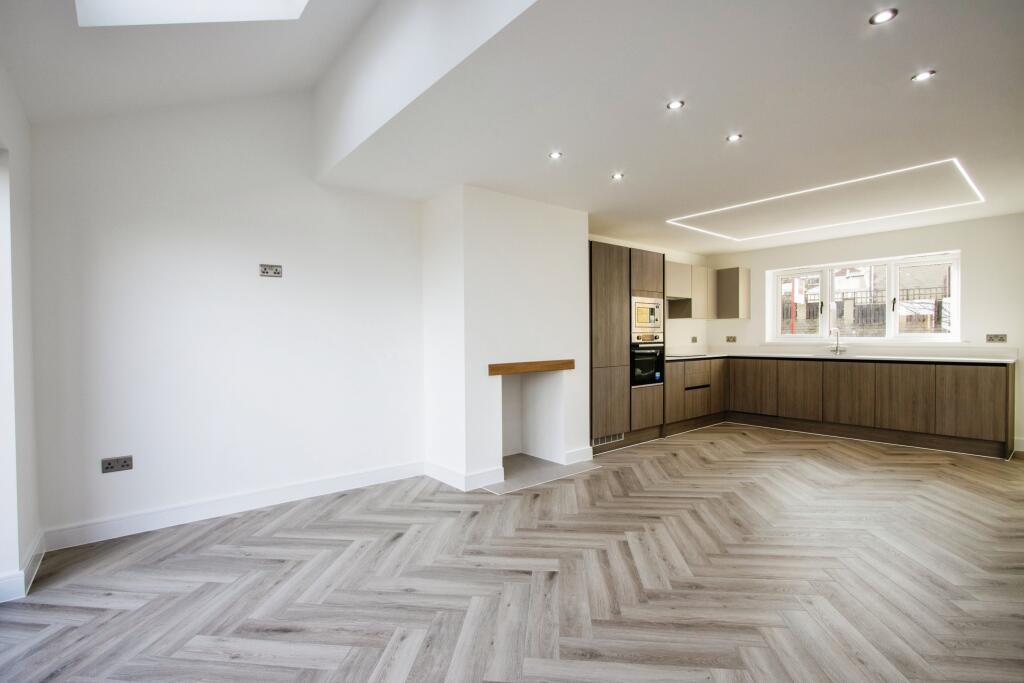 PHOTOGRAPHY