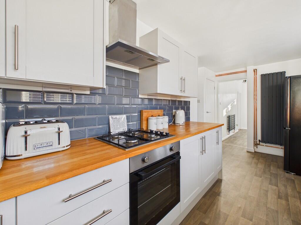 CAM05068G0-PR0062...