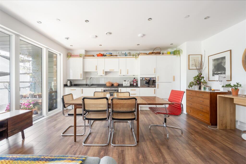 London Lane E8
