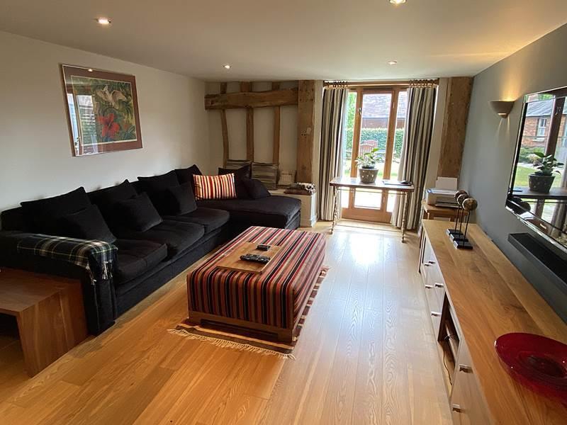 sitting room.jpg