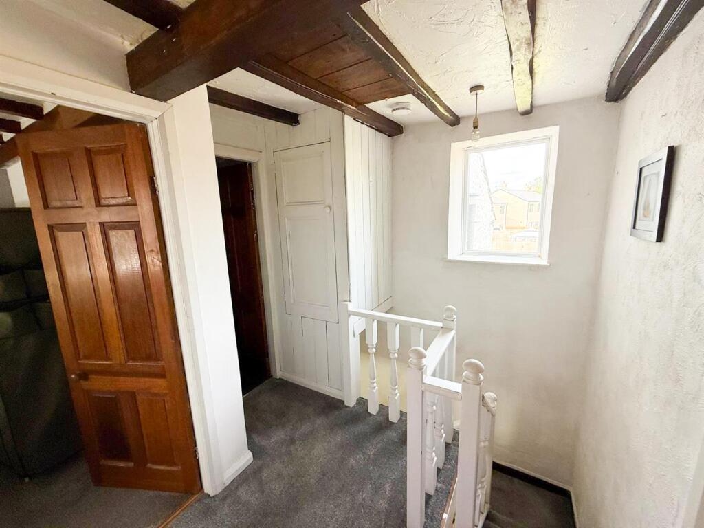 2 bed end terrace Silsden
