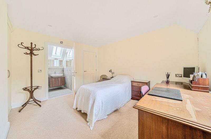 Second bedroom and ensuite