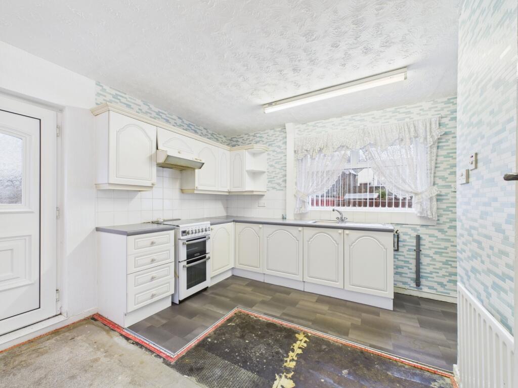 CAM02093G0-PR0065-STILL004