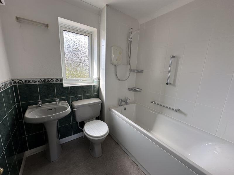 Family bath/shower room