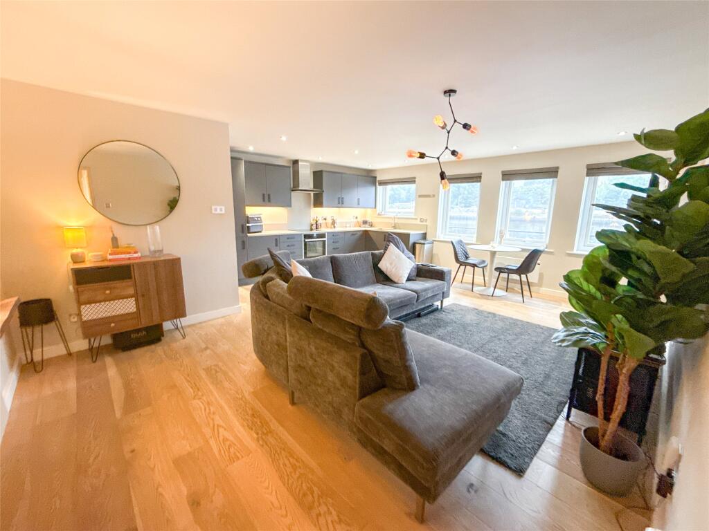 Lounge/Diner/Kitchen