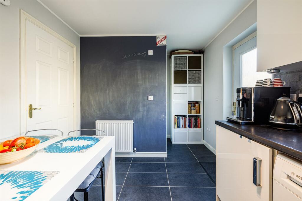 Kitchen 3