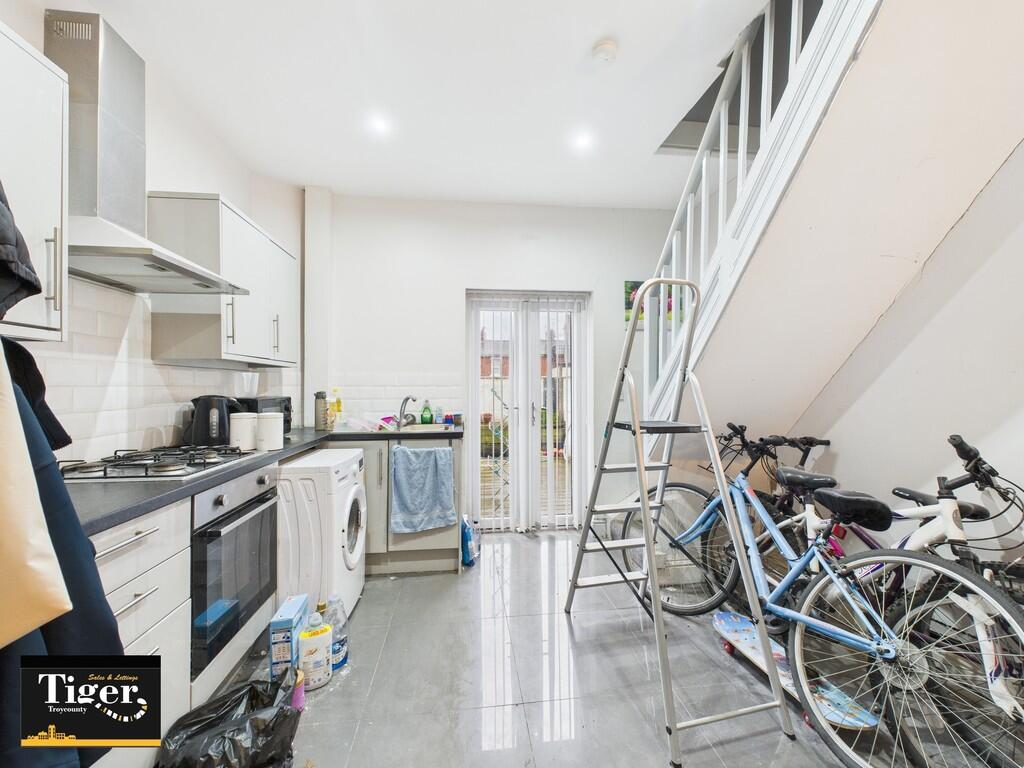 CAM03440G0-PR0474...