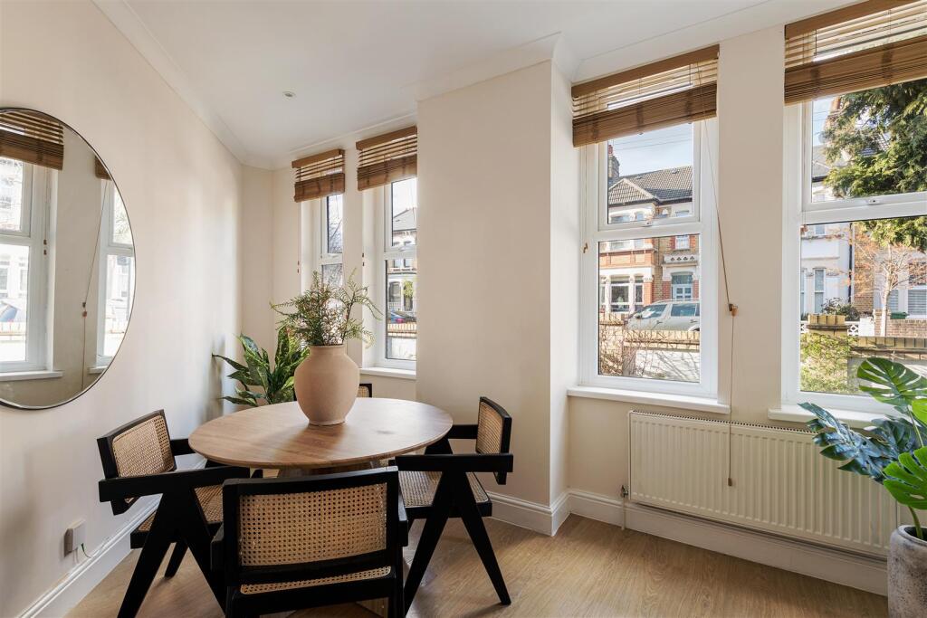 Flat 1, 1a, Hartley Road, E11