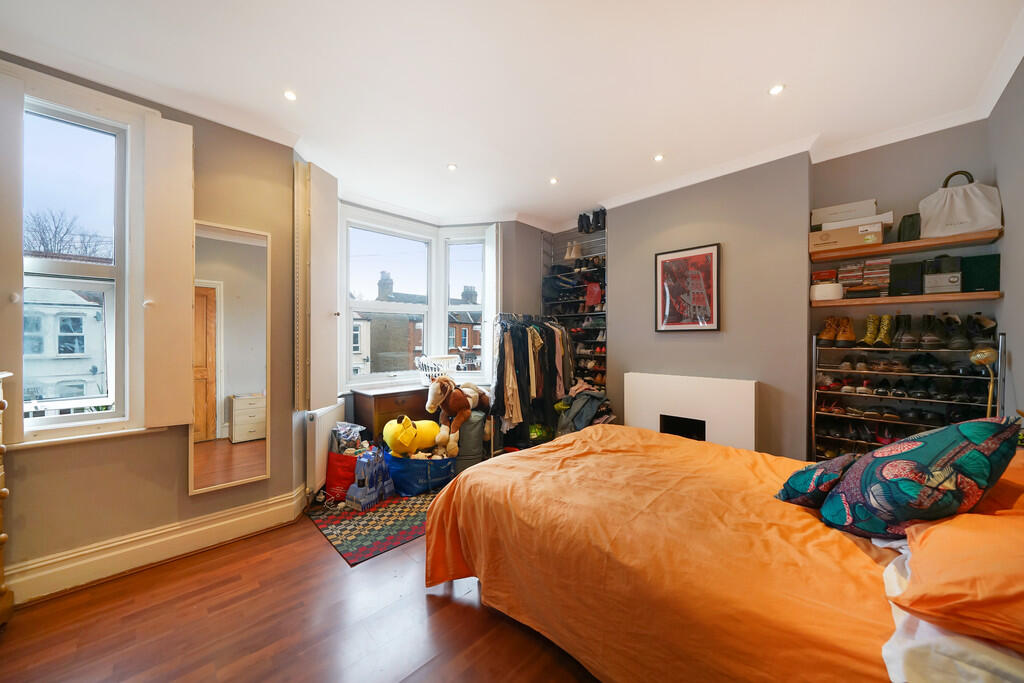 33 Pattenden Road...