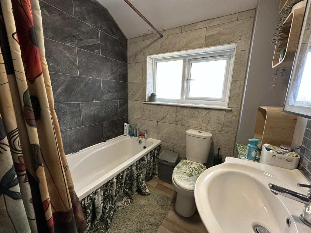 Photo 11-06-2025, 15 37 09