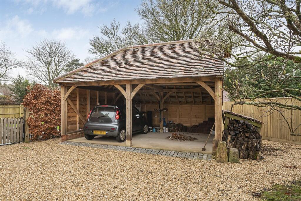 185_25733 car port 2.JPG