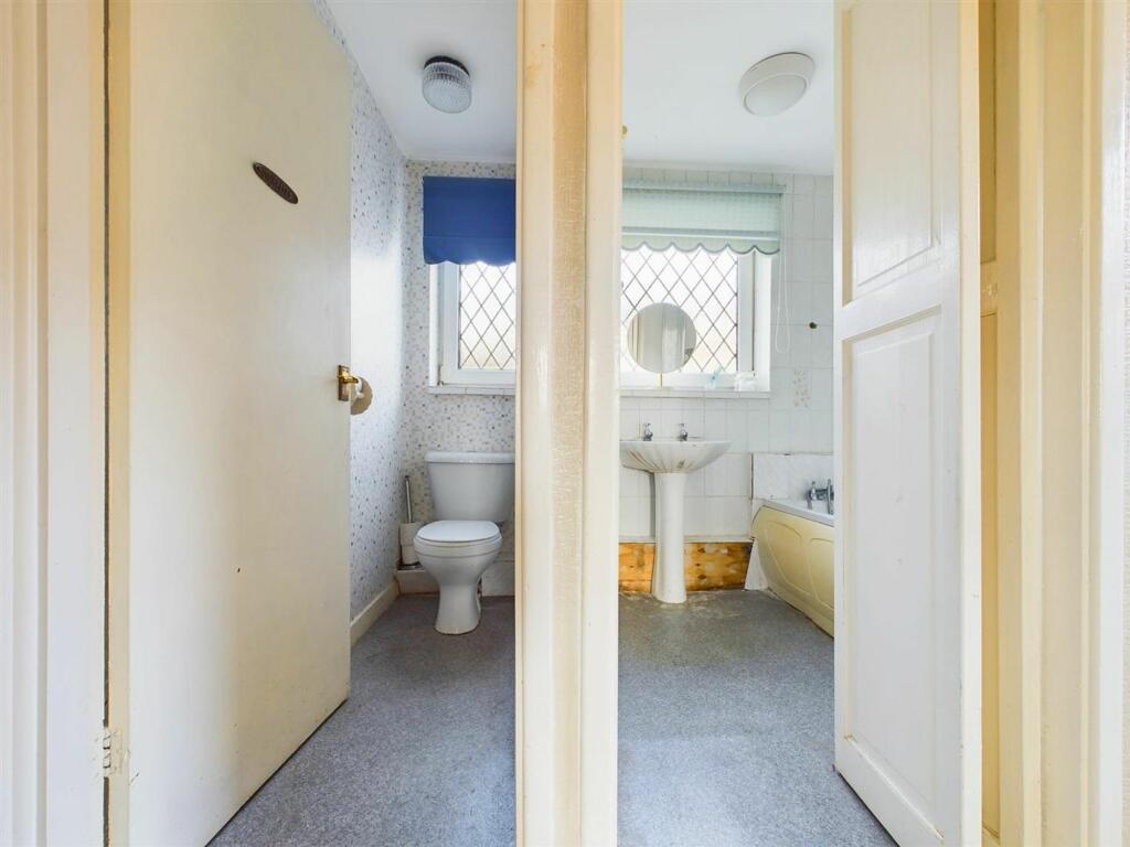 Bathroom and WC