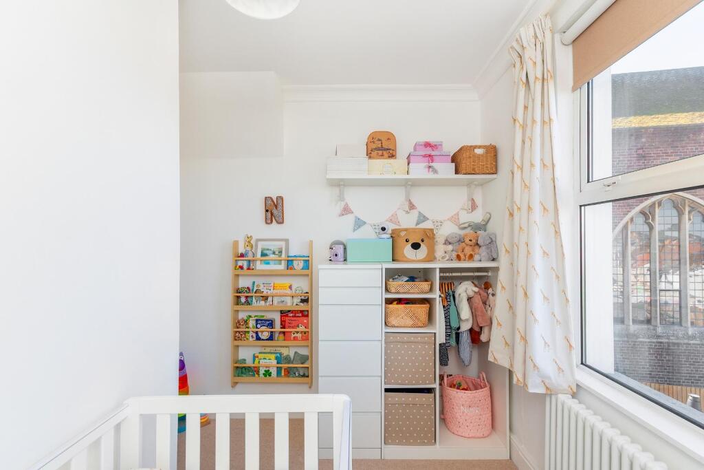 1W4R2BN - Bedroom A.jpg