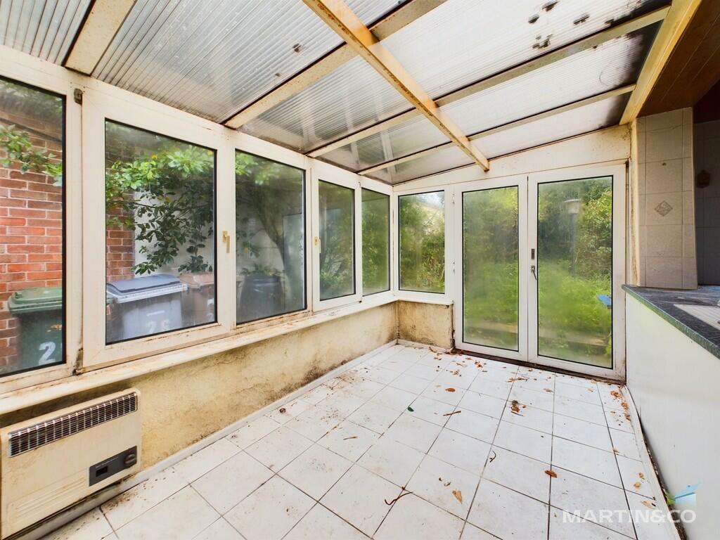 CAM03111G0-PR0185...