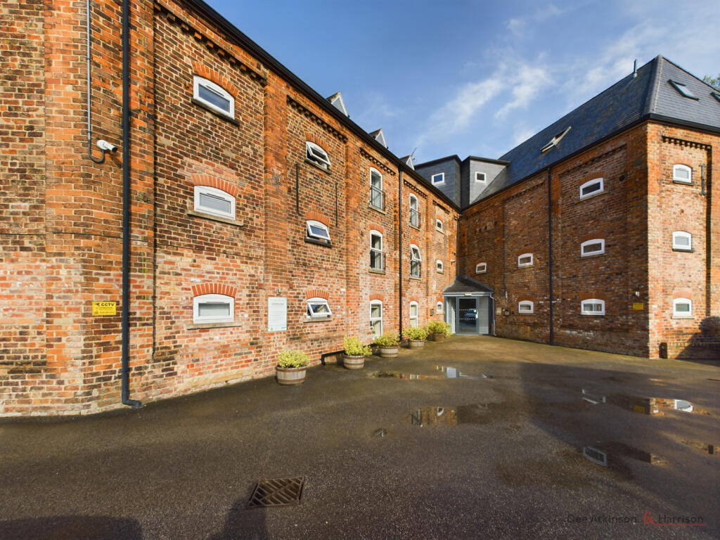 A one bedroom flat - To Rent