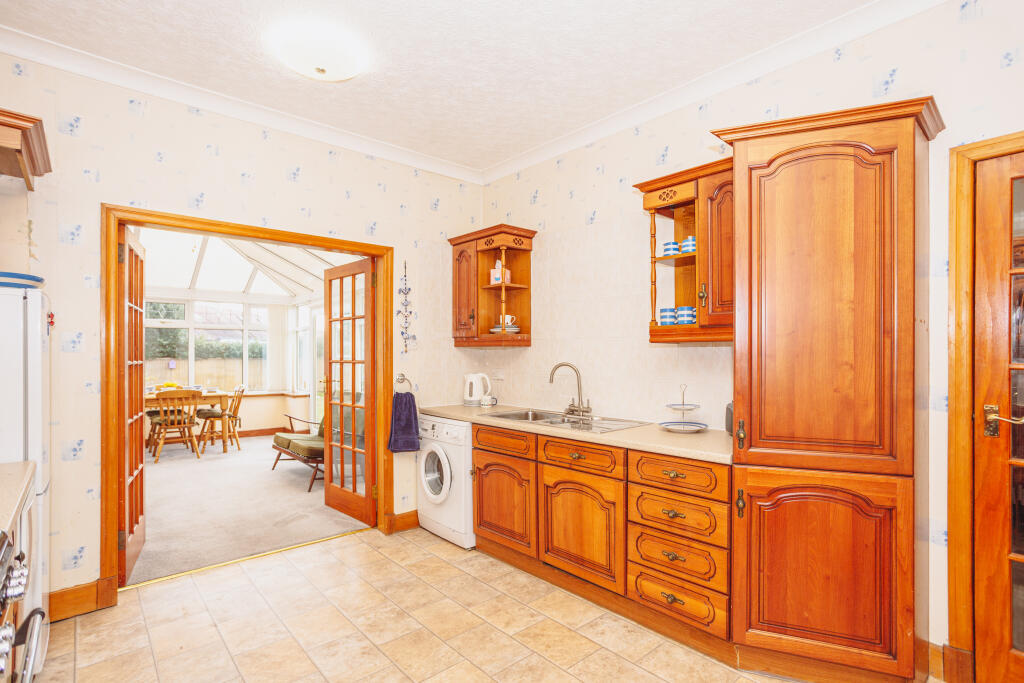 Kitchen &amp; Conservatory