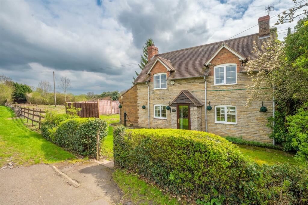 Macbeth Cottage (Lot A)