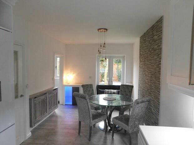 4 Thrapston Road Dining Area