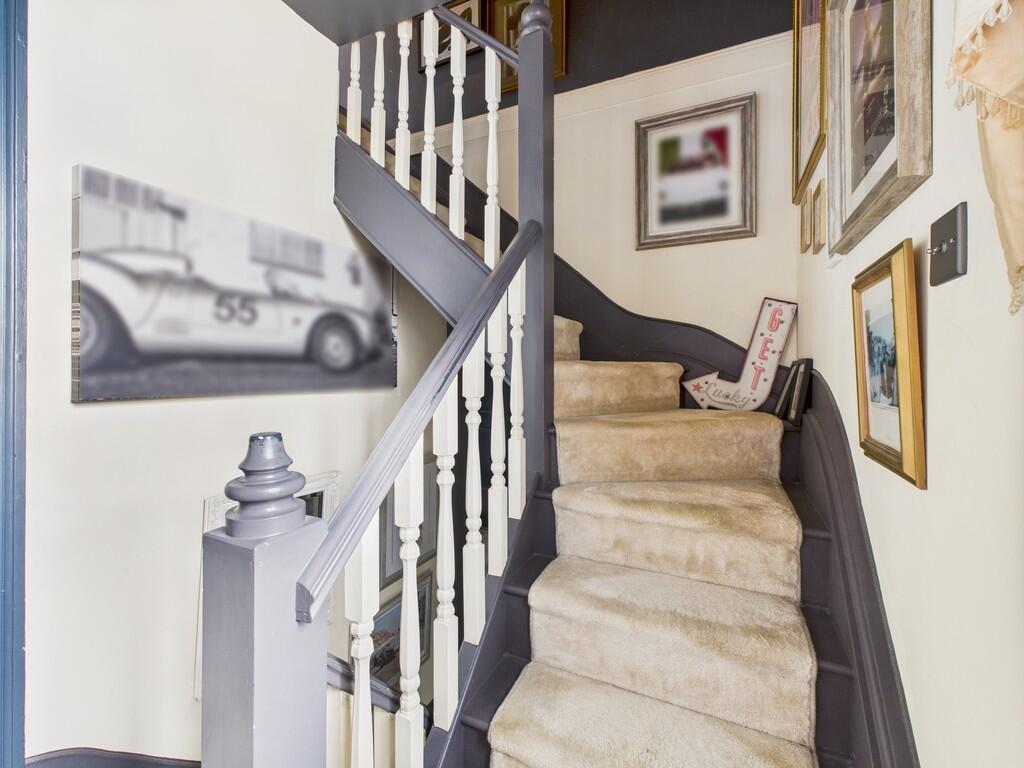 CAM05068G0-PR0032...