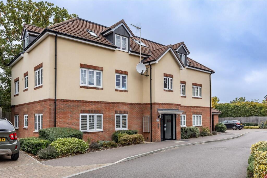 1 Archer Cl, (1).jpg