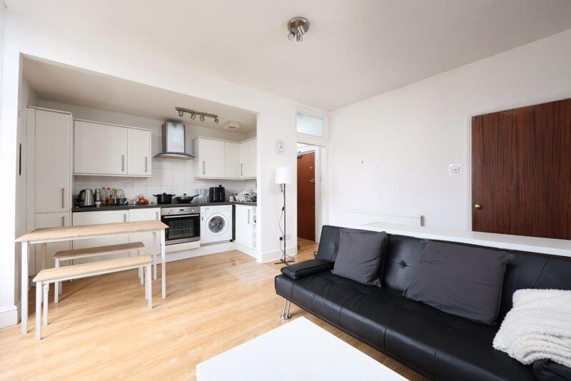 Sitting/dining/kitchen