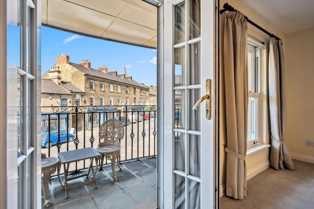 Saxton Mee 2 Holme Court -0007.jpg