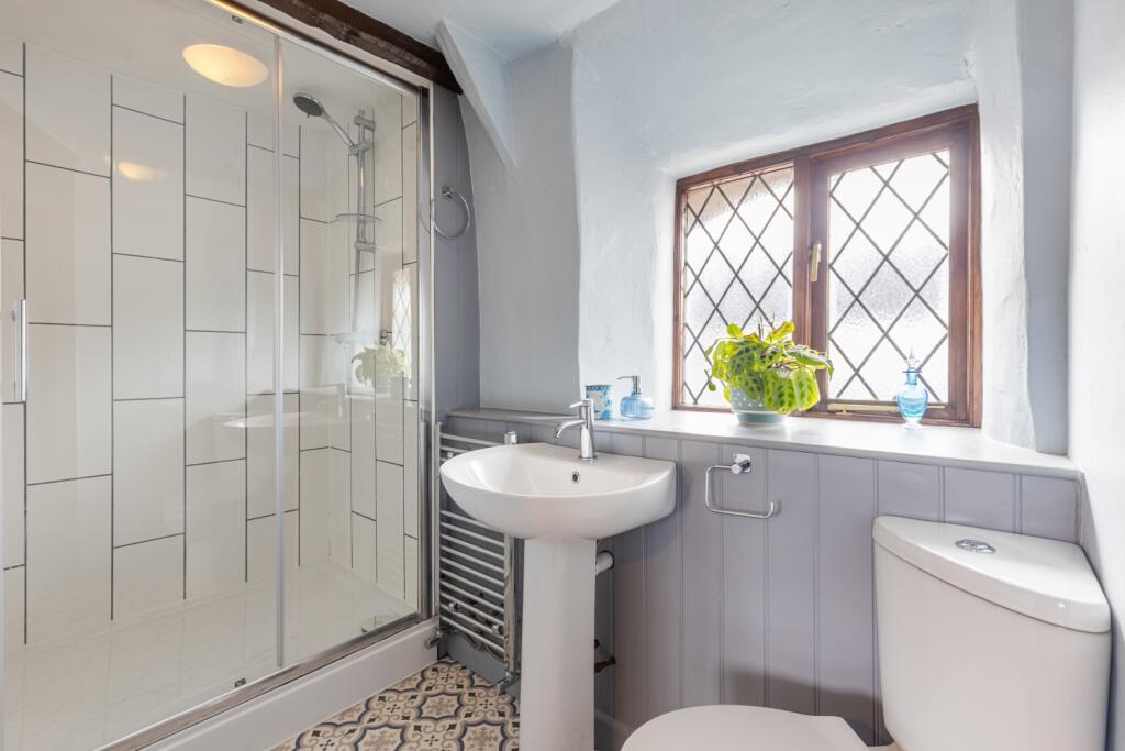 A16 - 393 Totnes Road Paignton - 250425