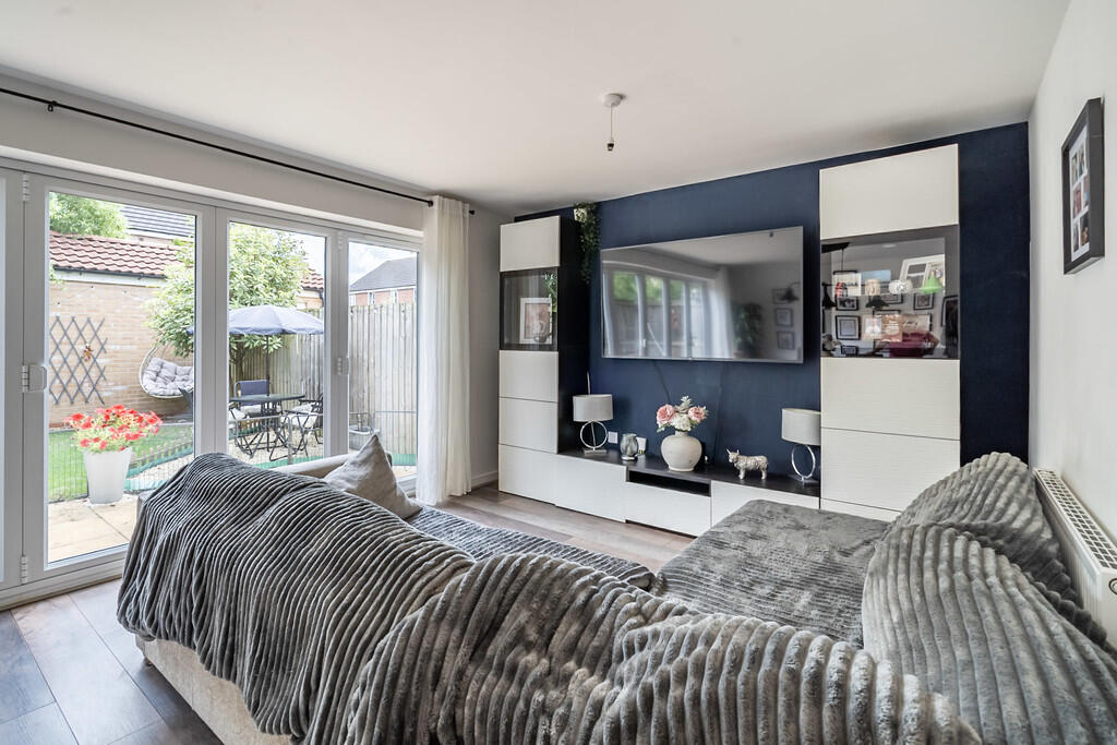 Living/Dining Roo...