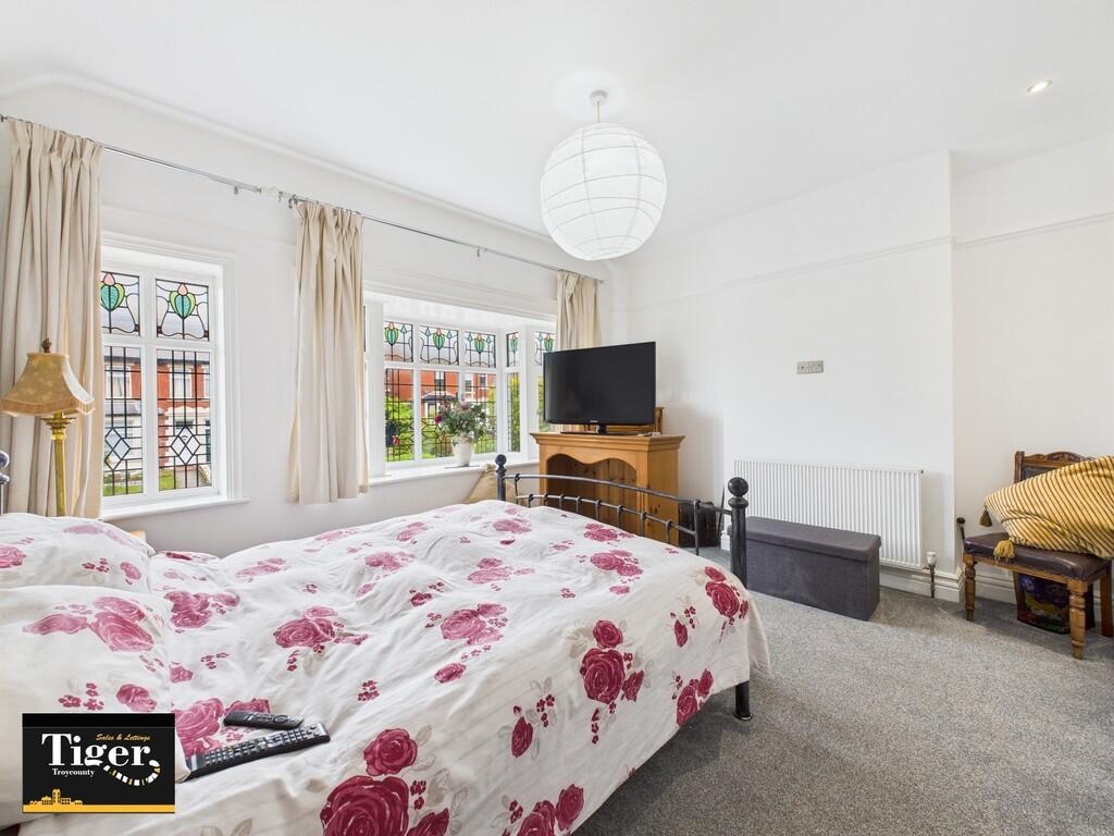 CAM03440G0-PR0335...