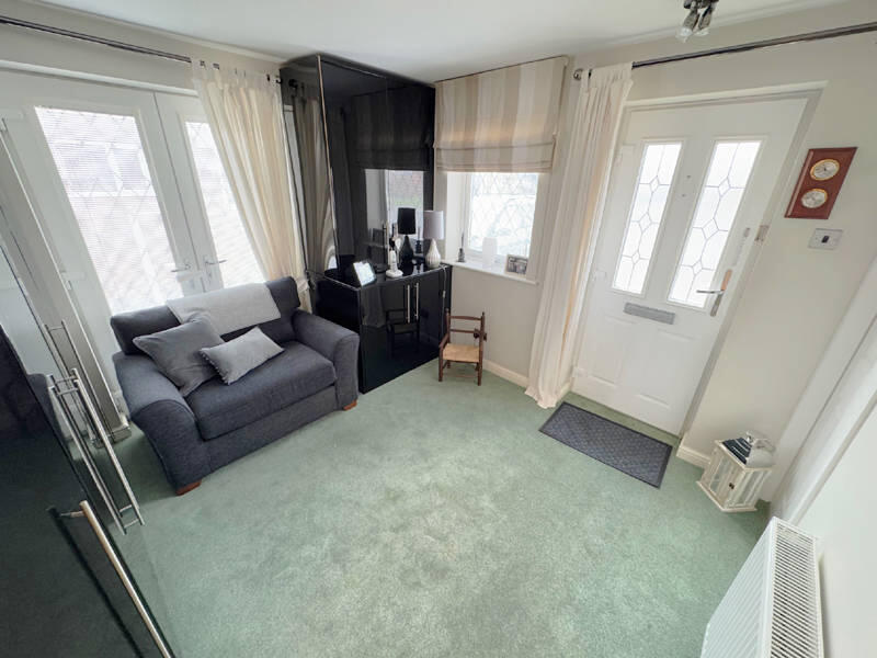 Entrance Hallway/Snug