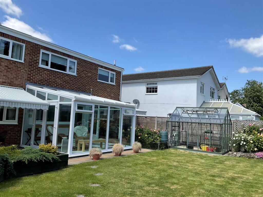 35 st andrews rear photo.jpg