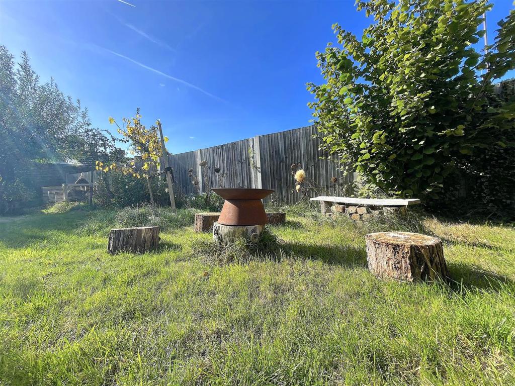 Garden (10).jpeg