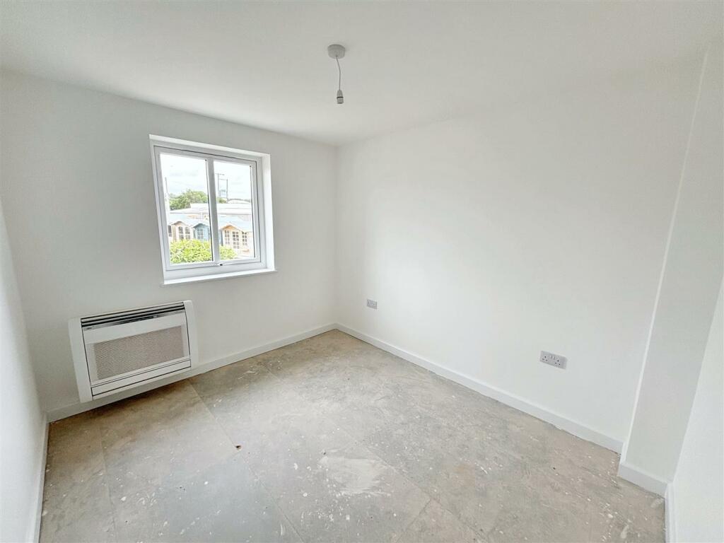 Bedroom 2.jpeg