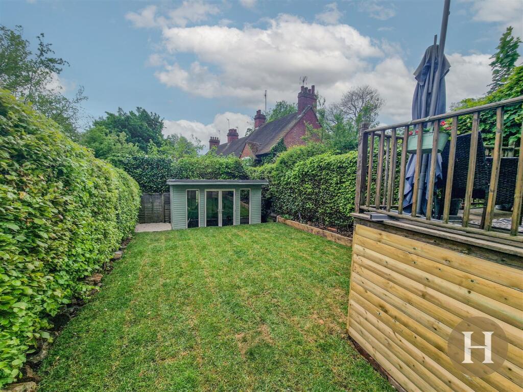 Hadleigh Estate Agents-6.jpg