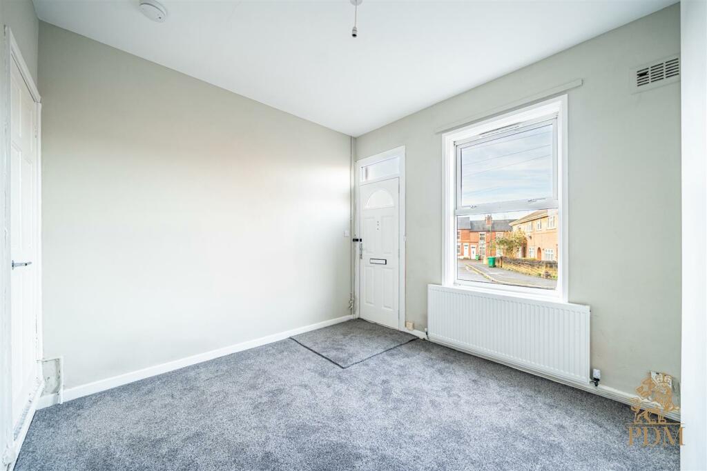 53, Hardstaff Road Nottingham, NG2 4HR