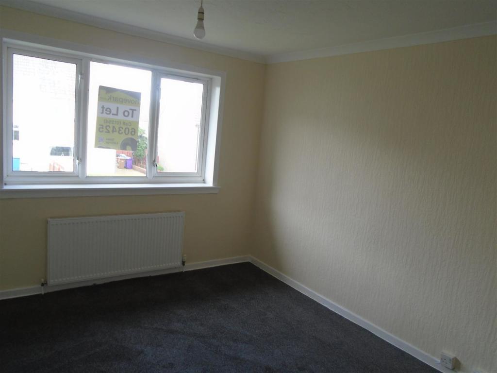 49 St Margarets Avenue - Bedroom.JPG