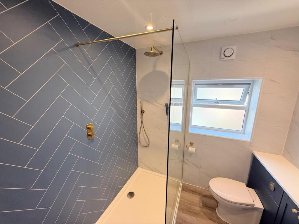 PHOTO-2025-09-25-10-05-54 9