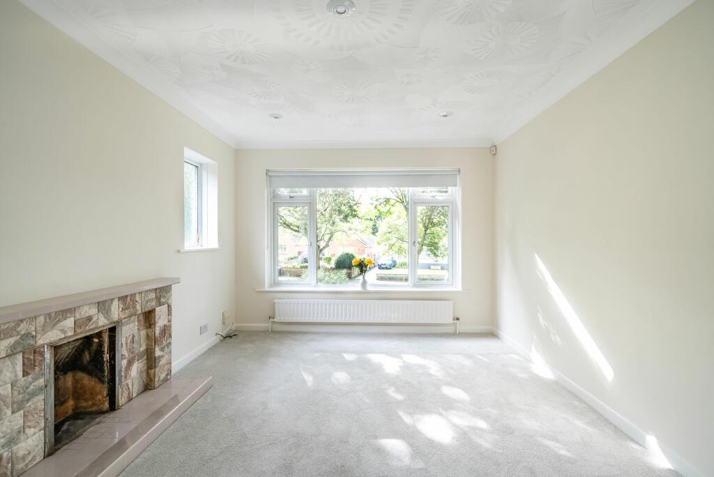 Lounge / Dining room