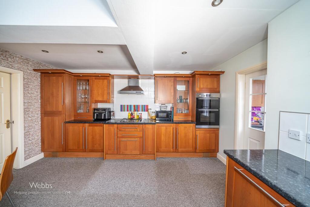 © Webbs Estate Agents © (4 of 30).jpg