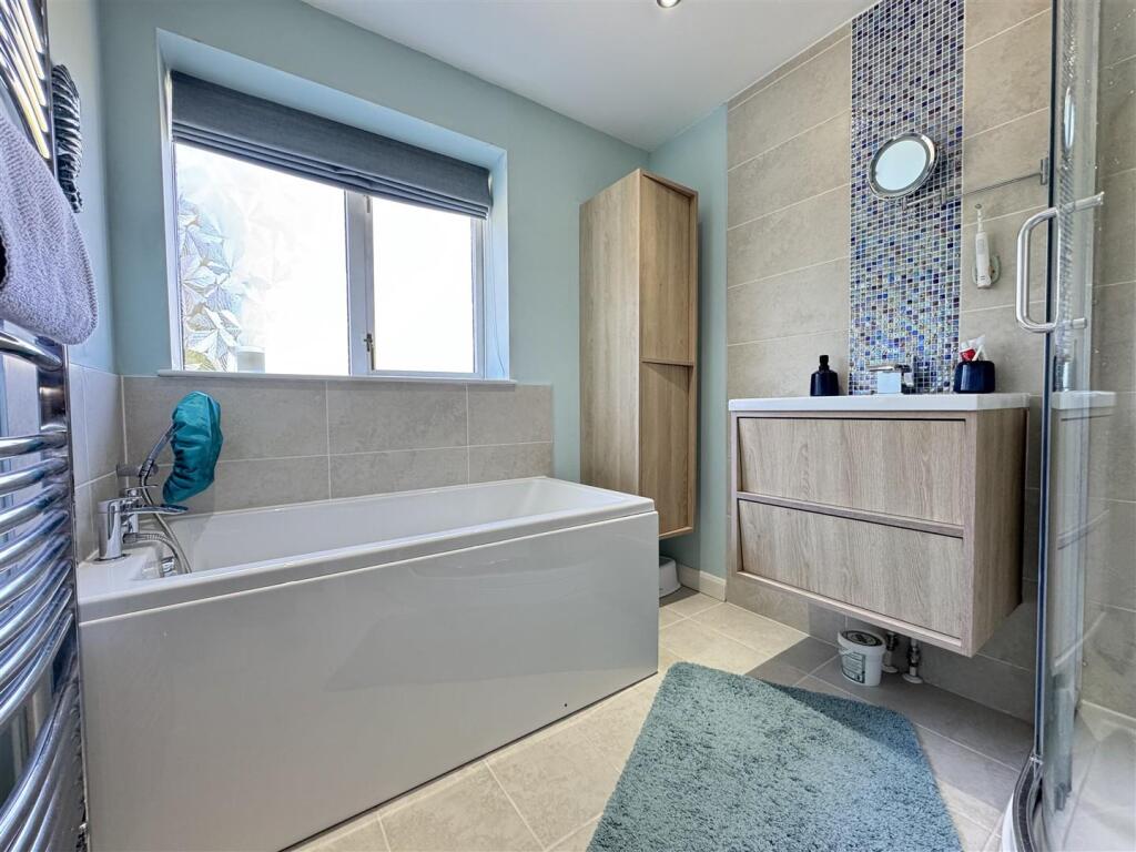 IMG_9240 (Large).JPG