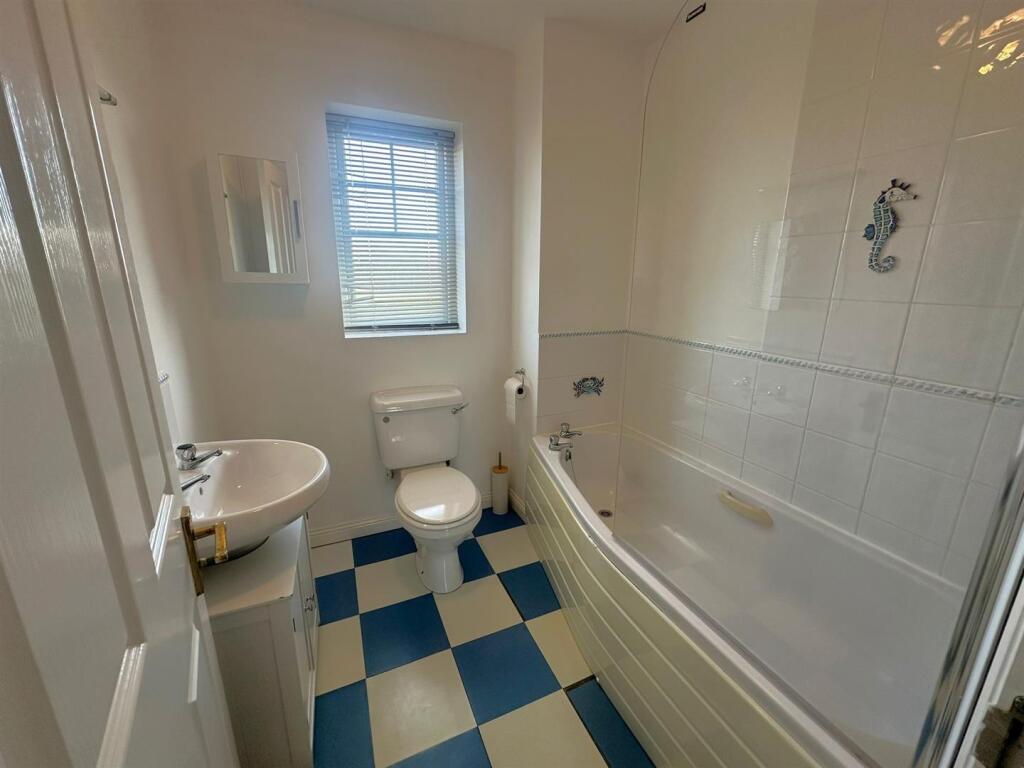 Bathroom.jpeg