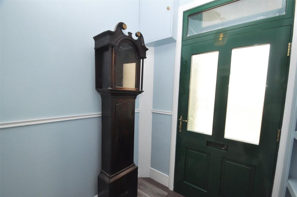 Entrance/Vestibule1