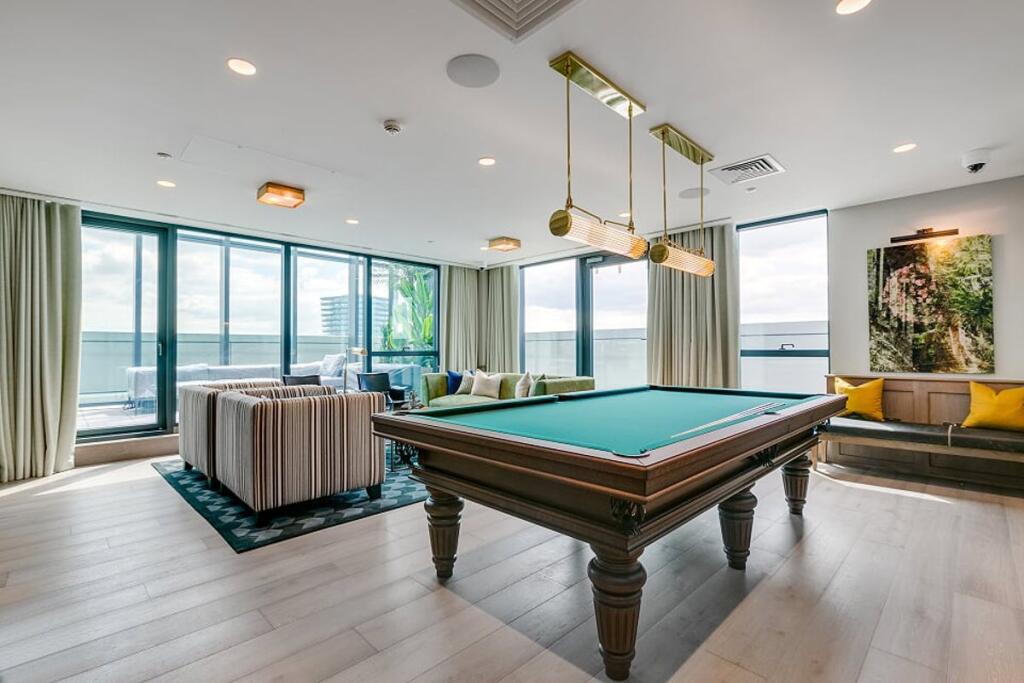 Amenity Space Club Lounge