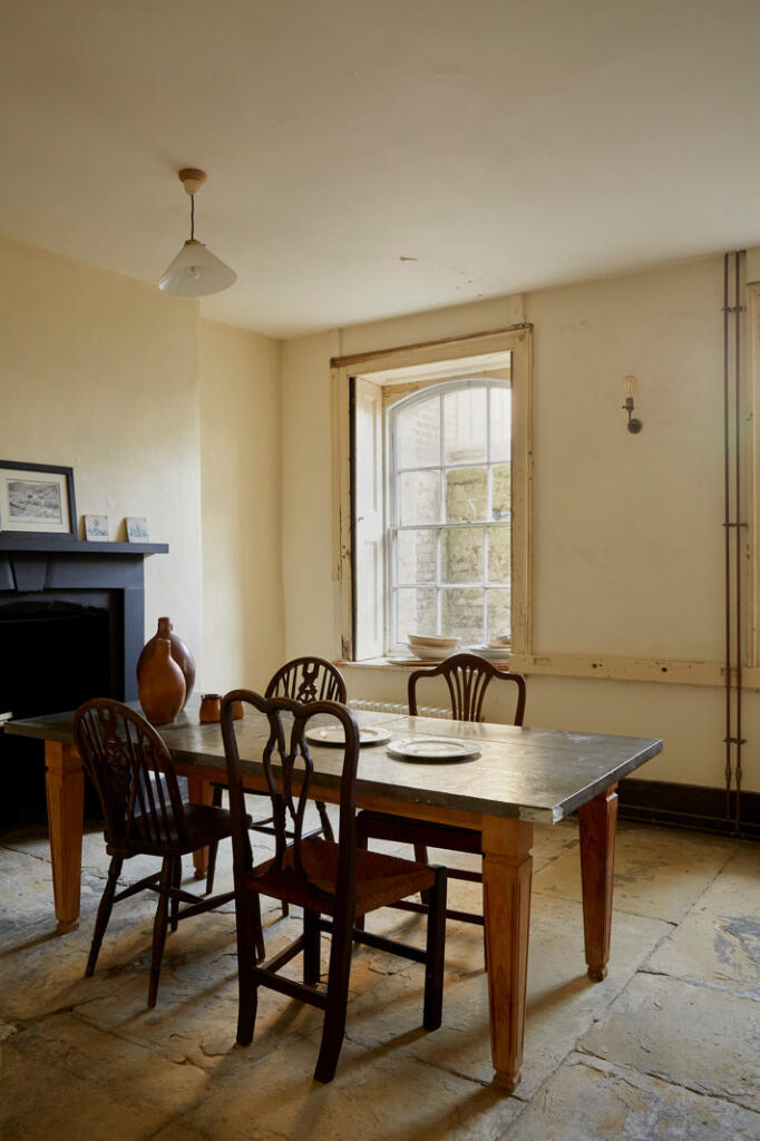 192161 - DOCKYARD TERRACE_HIRES_10.JPG