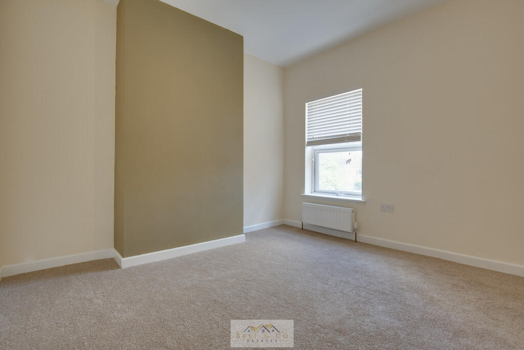 Bedroom 2.1