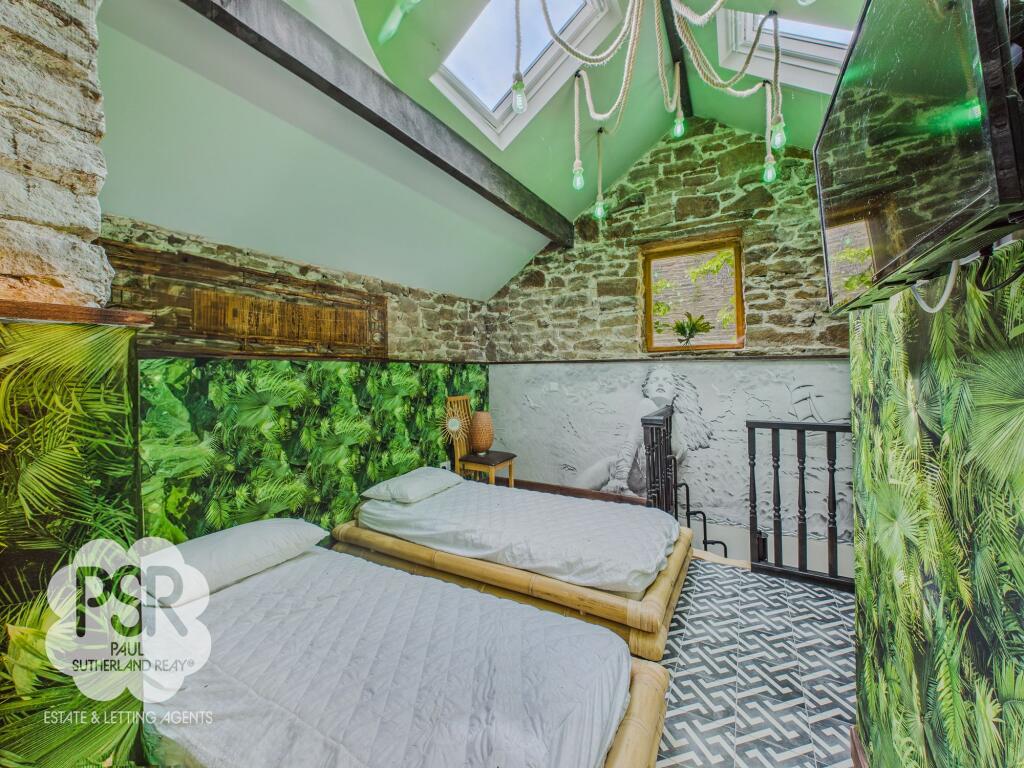 Annexe Bedroom Two with En-Suite